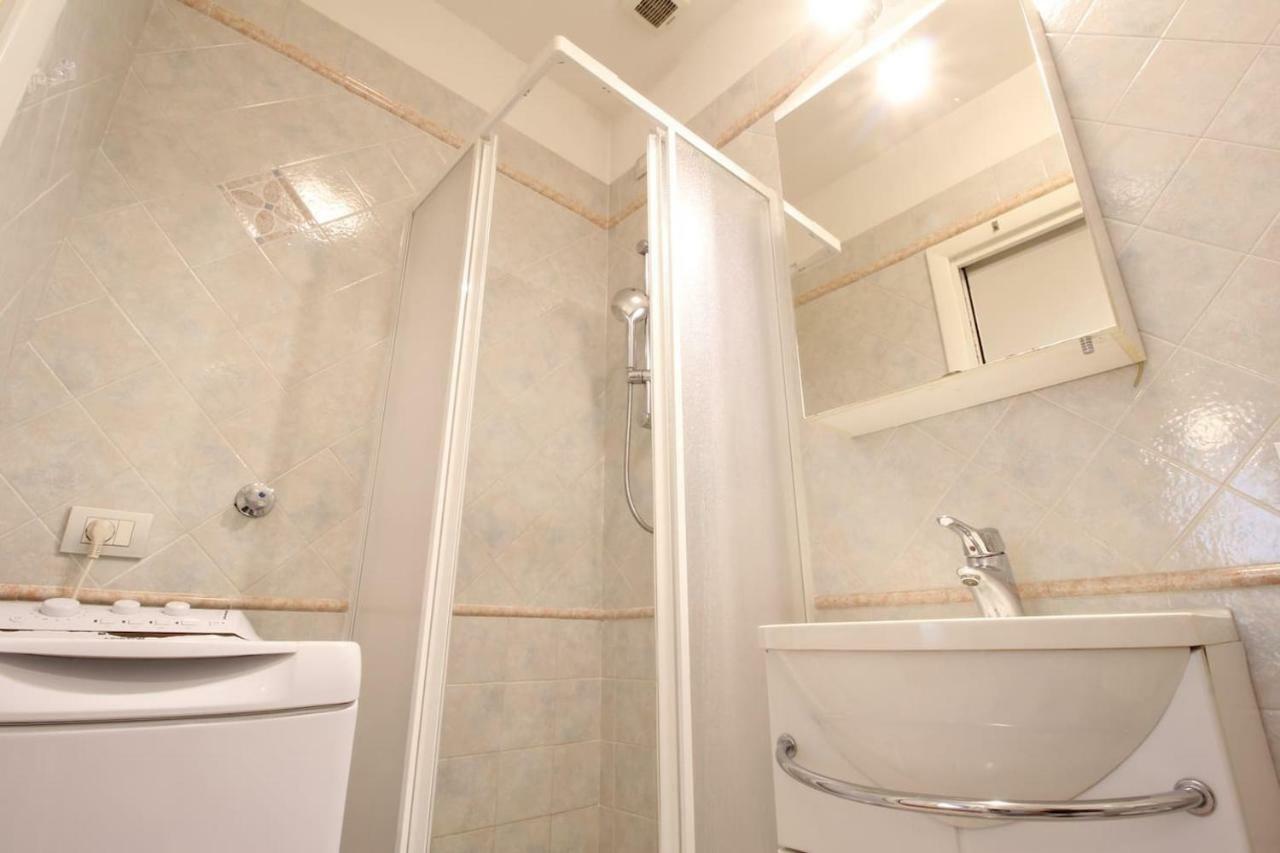 Ferienwohnung Papaveri Rossi Bordighera Exterior foto