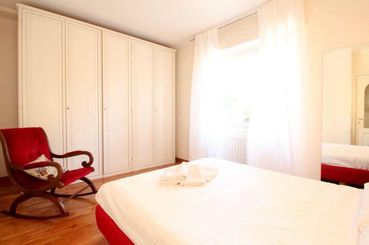 Ferienwohnung Papaveri Rossi Bordighera Exterior foto